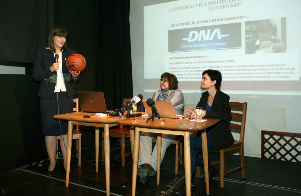 kovesi premiul romania curata