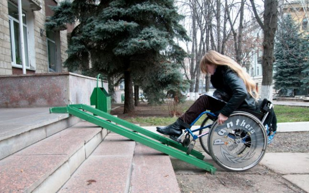 Promovarea Incluziunii în Educație: Rolul Esențial al Rampelelor de Acces în Școli