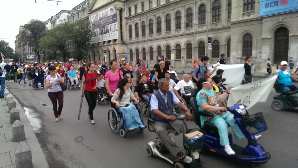 ACȚIUNE ÎN DERULARE: ”FĂRĂ bord URĂ” Protest în București (vezi FOTO)