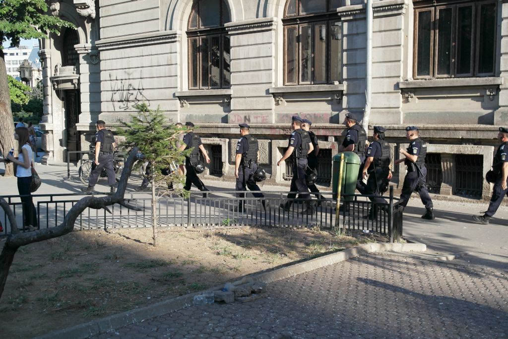 București, Piața Universității: “Ponta, Dragnea și ai lui sunt unealta Dracului”. VIDEO ȘI GALERIE FOTO