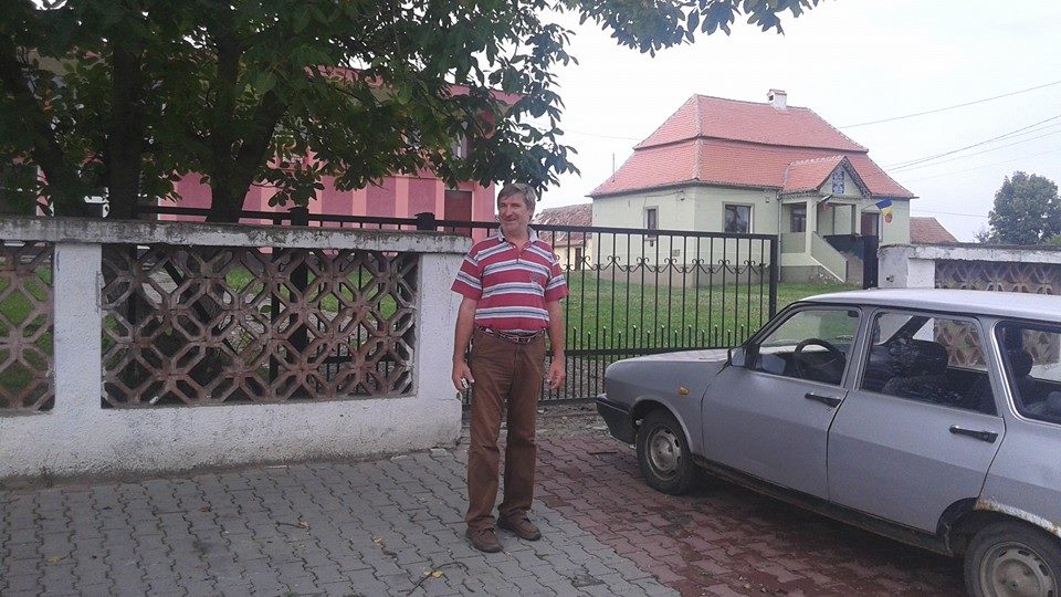 Clujenii se pregătesc să-l întâmpine pe Alexandru Popescu. GALERIE FOTO: Librar pentru o cauză și imagini de pe traseul ultimelor zile