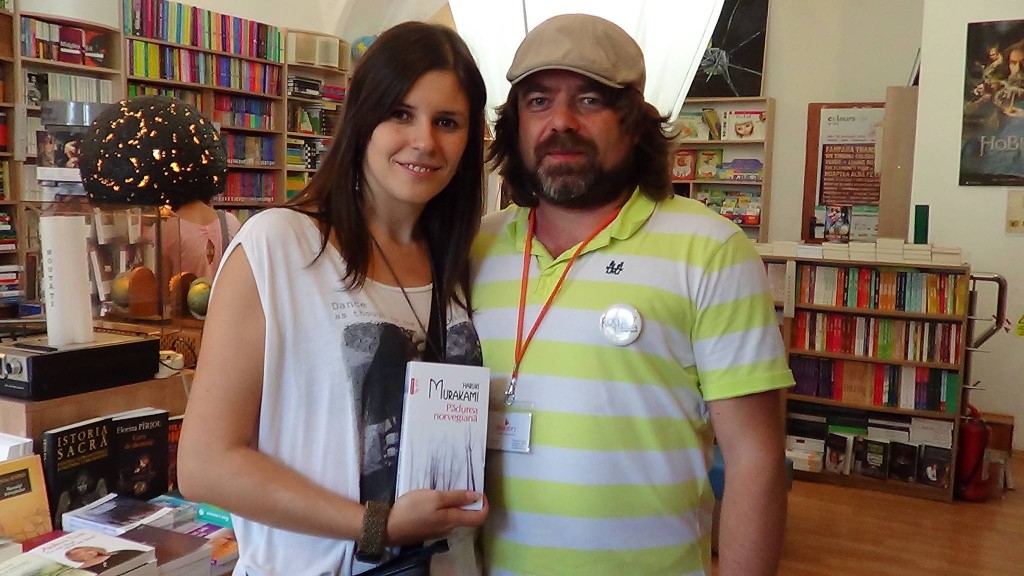 Clujenii se pregătesc să-l întâmpine pe Alexandru Popescu. GALERIE FOTO: Librar pentru o cauză și imagini de pe traseul ultimelor zile