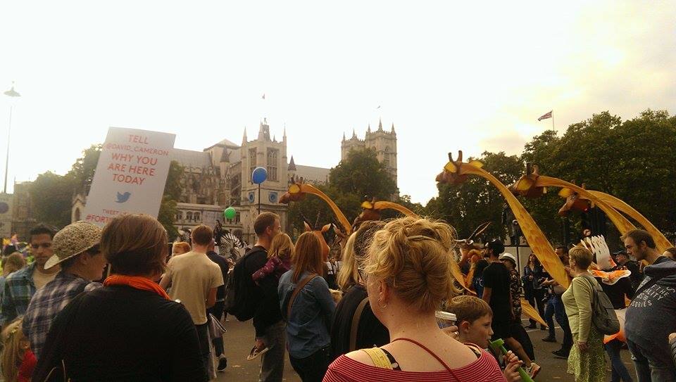 PROTEST pentru istoria omenirii: 400.000 de oameni în stradă la New York. Români la protestele de la Paris și Londra (GALERIE FOTO)