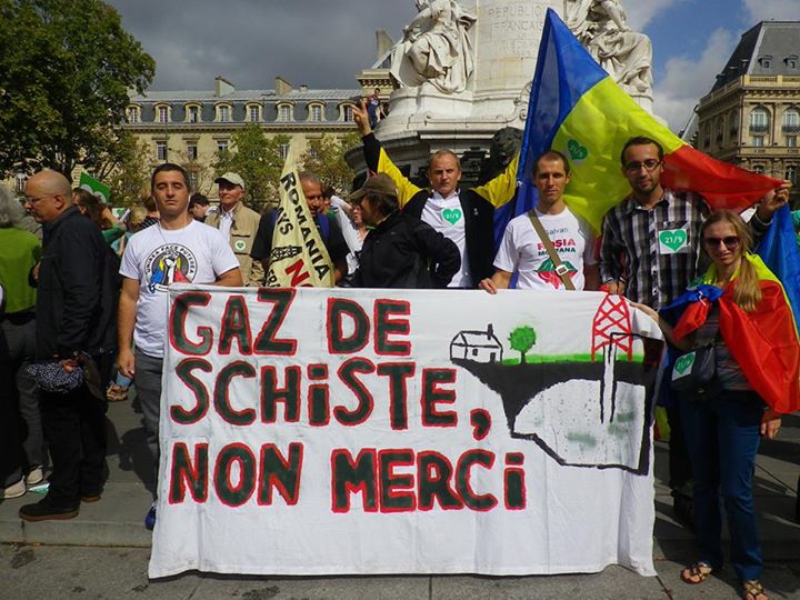 PROTEST pentru istoria omenirii: 400.000 de oameni în stradă la New York. Români la protestele de la Paris și Londra (GALERIE FOTO)