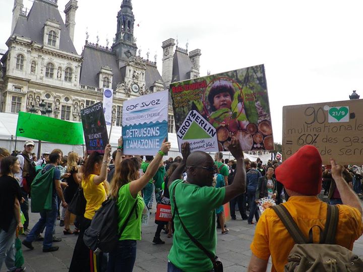 PROTEST pentru istoria omenirii: 400.000 de oameni în stradă la New York. Români la protestele de la Paris și Londra (GALERIE FOTO)