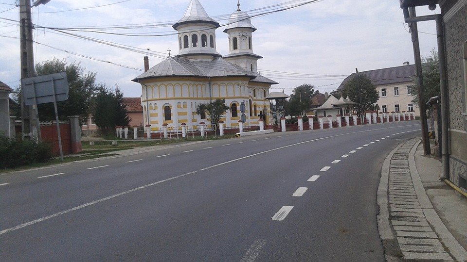 ”Am fost claxonat pe ritmul bătăilor în bidoane de la proteste”. 3.000 de km pe jos către Parlamentul European. Jurnal și galerie FOTO