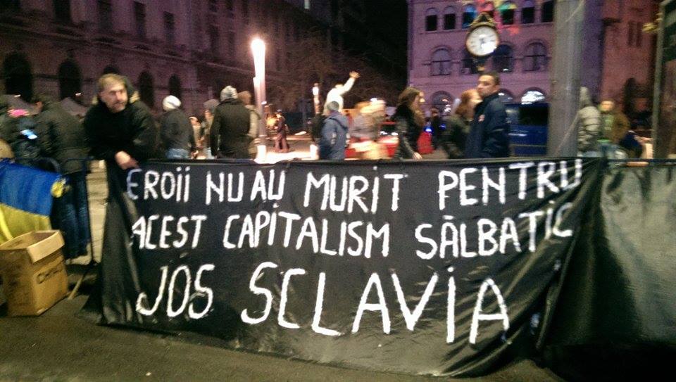EMOȚIONANT: Sute de persoane în Piața Universității, pentru a comemora 25 de ani de la Revoluție: “Eroii nu mor niciodată!” (Galerie FOTO)