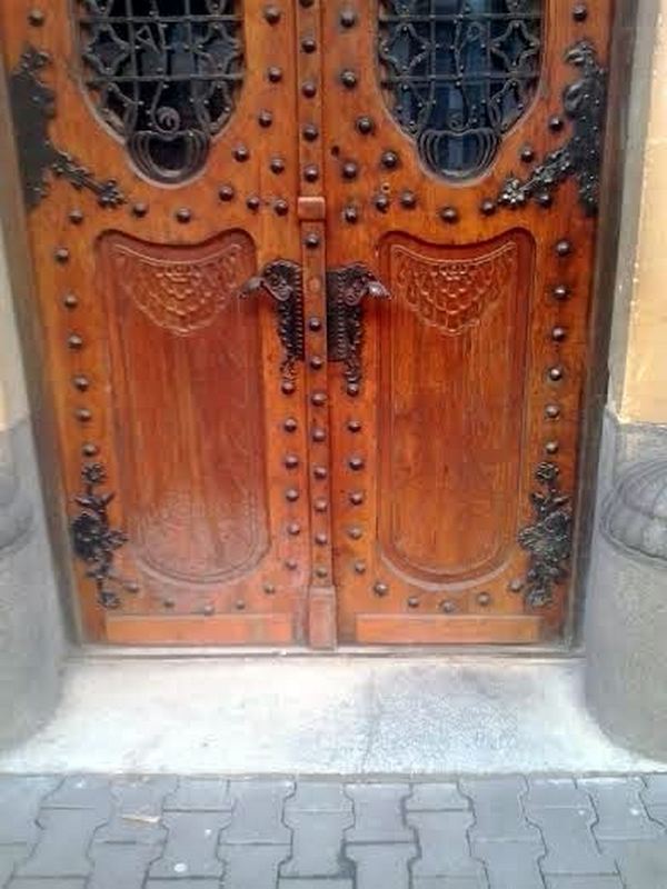 Accesul la informația de interes public și la servicii pentru persoanele cu dizabilități, un coșmar în instituţiile publice (GALERIE FOTO)