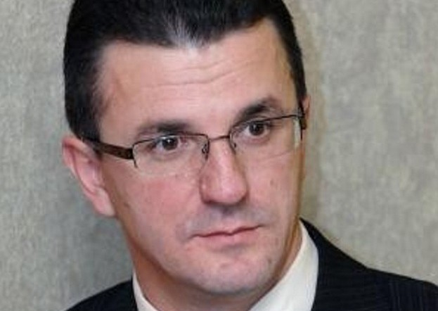 A ars gazul, dar nu de pomană. Fostul directorul economic al Transgaz SA şi-a promovat ilegal soţia