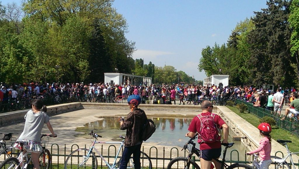 ACUM! Marșul de protest ”Vrem oraș pentru oameni!” (Galerie FOTO)