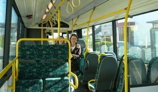 Poftiţi la microbuze cu 600 de lei! Licitaţie suspectă la Timişoara, unde un parc auto e scos la vânzare cu 5.000 de lei