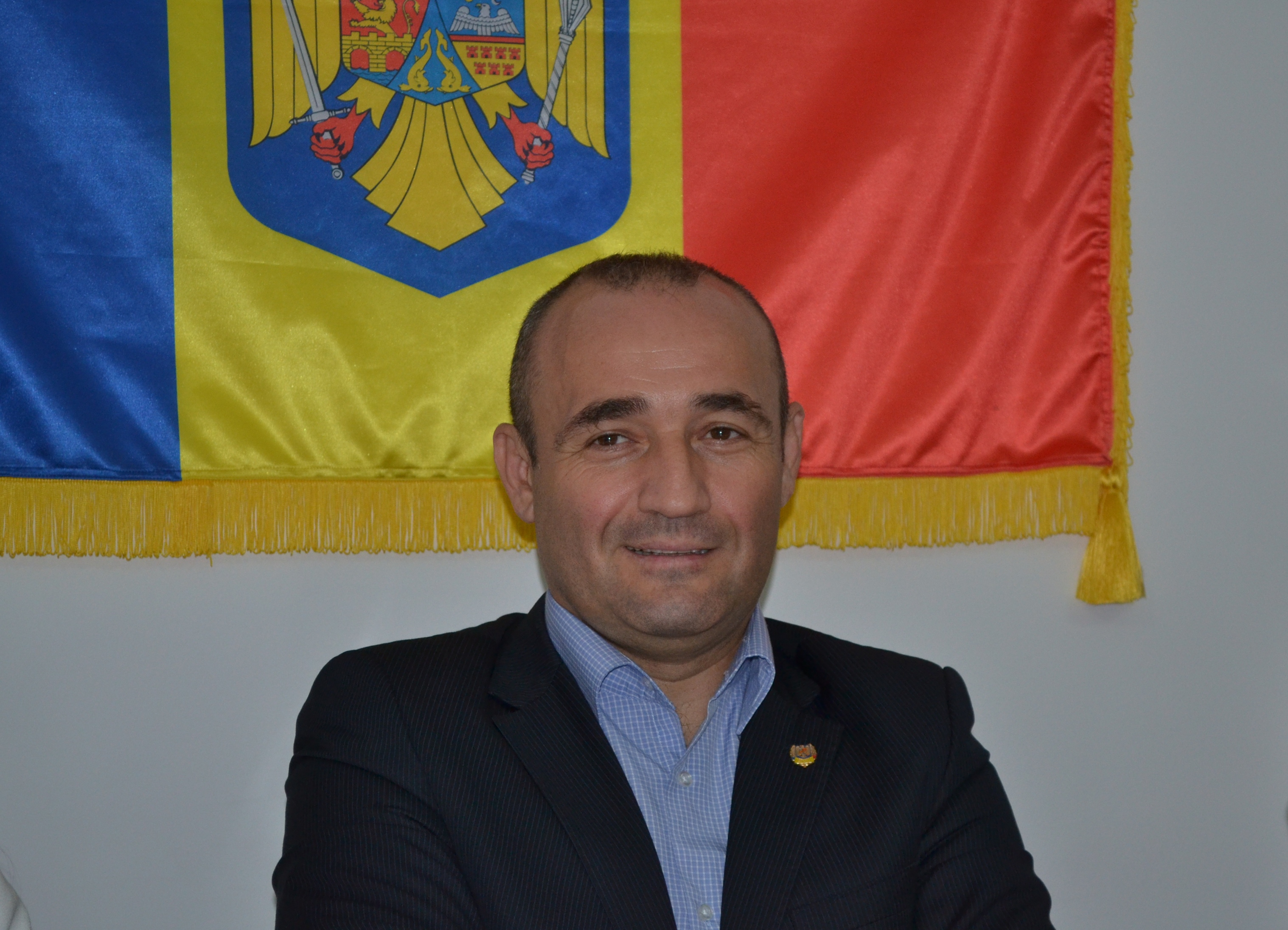 Senatorul traseist Sebastian Grapă are peste 52.000 de euro nejustificaţi în averea sa