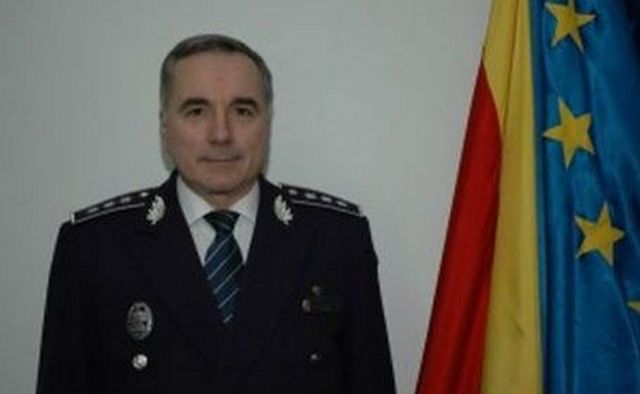 Şeful IPJ Braşov, cel care a încercat să-l intimideze pe Godină, nu demisionează. Dar pleacă