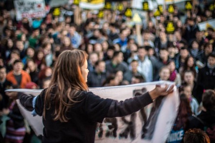 Studenţii sunt invitaţi la dezbateri pentru viitorul lor în şase centre universitare