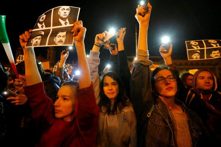 Filmul care explică protestele din Europa Centrală