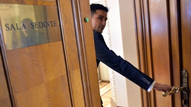 Parlamentul lucrează în secret la modernizarea serviciilor secrete