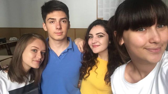 Lipsa transparenței se plătește! Elevii constănțeni au acționat în instanță 20 de localități!