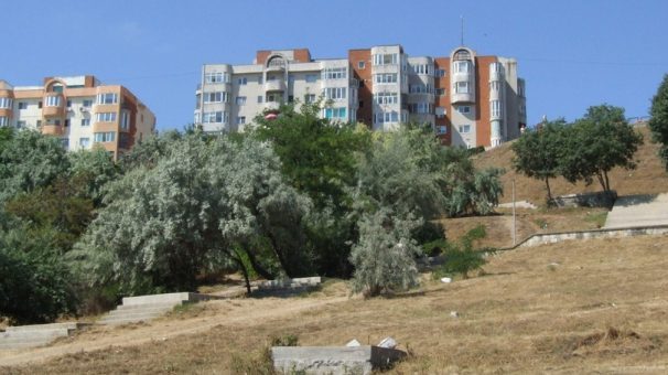 Paragină și ignoranță! Așa își primește Constanța turiștii.