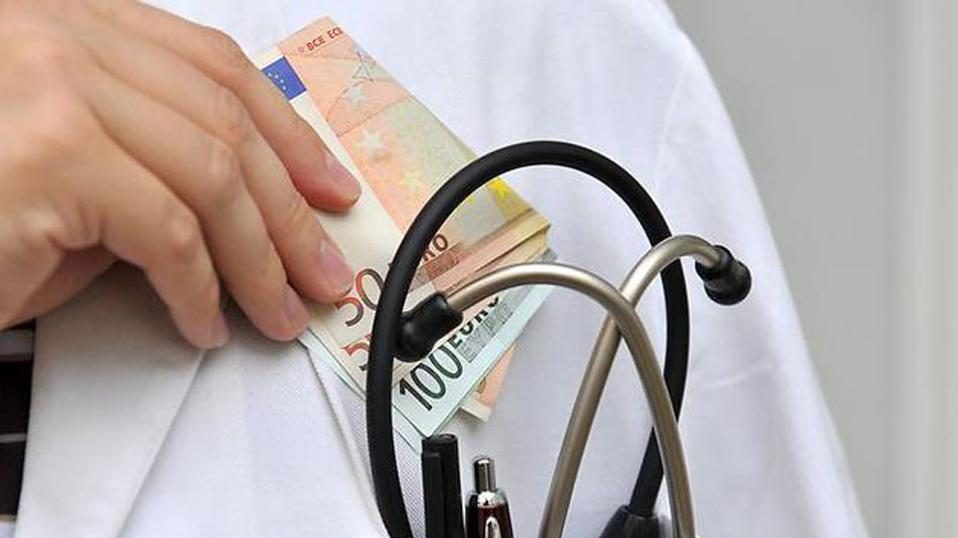 Sistemul public de sănătate şi fenomenul de corupţie