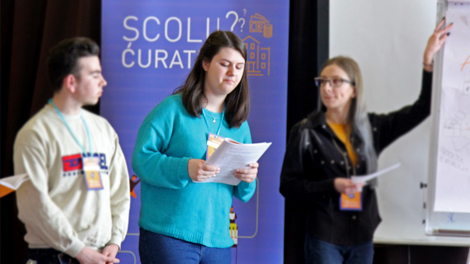 Profesorilor care încă știu să fie profesori