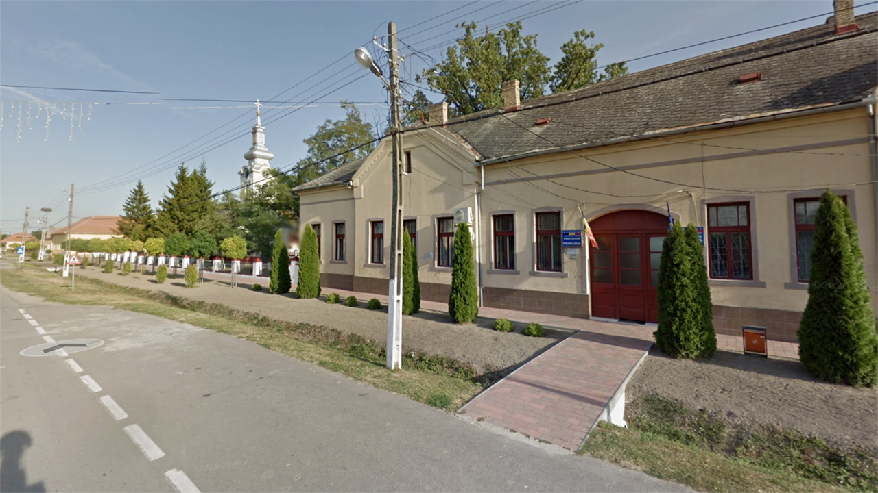 “Te dau în judecată pentru hărţuire!” – replica unor funcționari dintr-o primărie care nu vrea să răspundă la o simplă solicitare