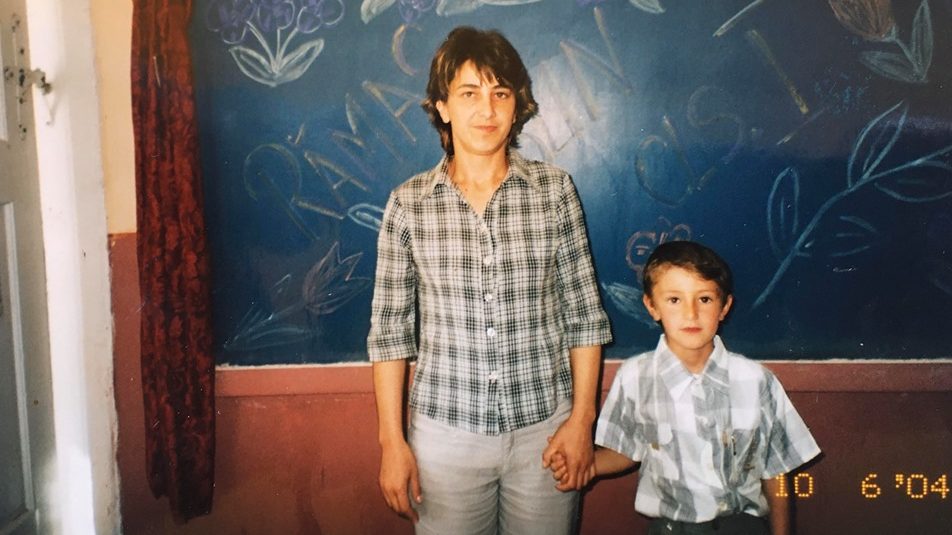 Copil în România – de ce nu ajunge educația la mine