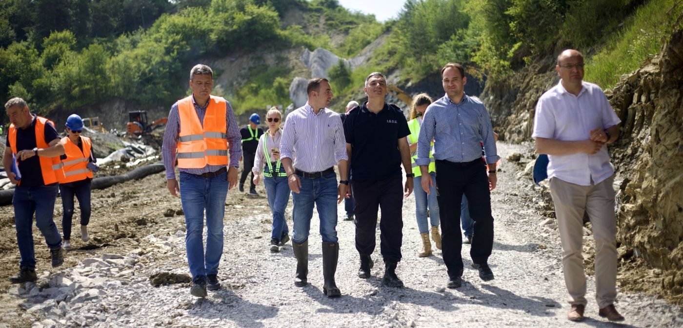 Bogdan Ivan, ministrul Economiei, în vizită la Praid. 16.06.2025. Foto: Facebook (pagina ministrului)