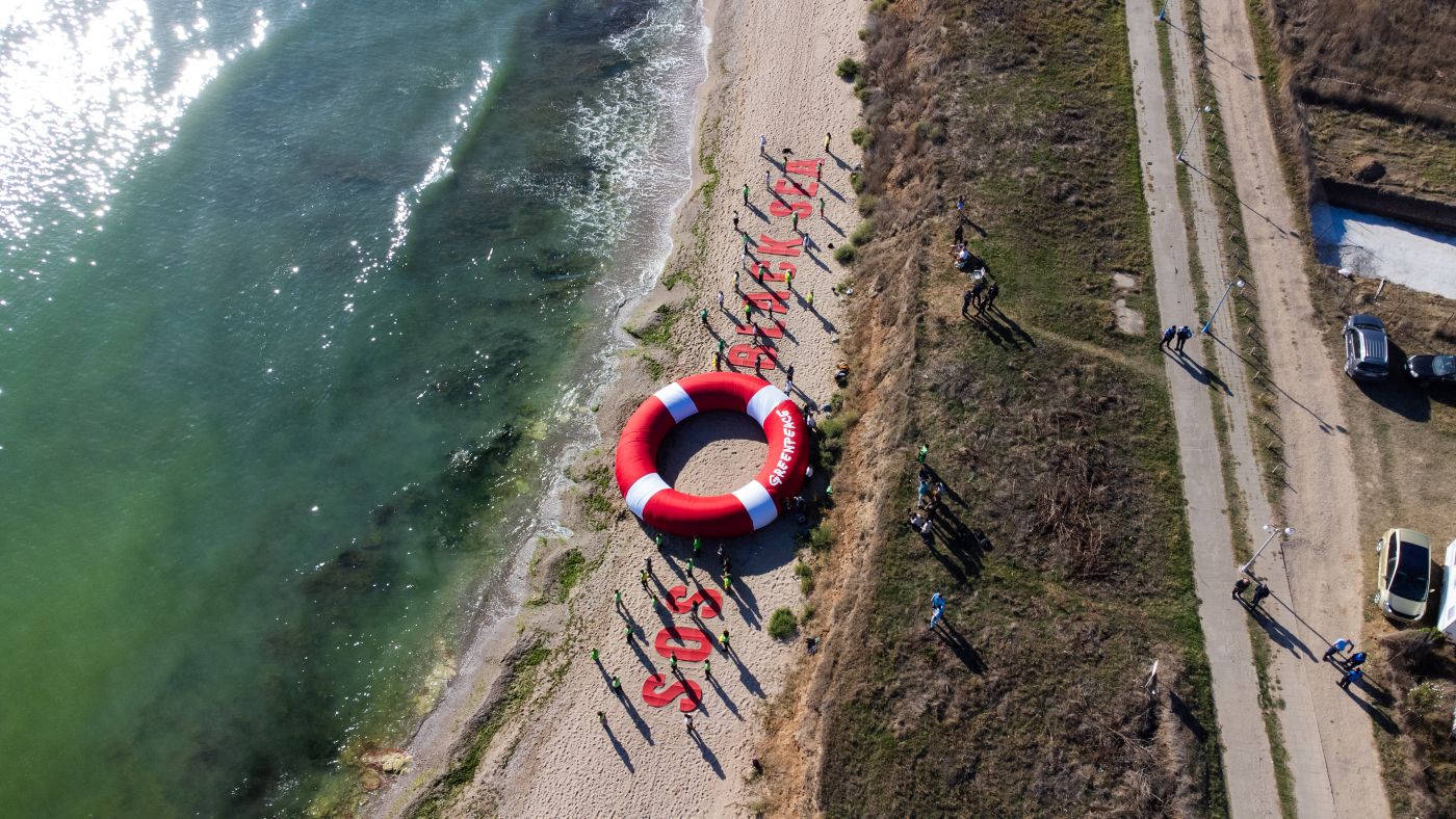 Protest Greenpeace România și Greenpeace Bulgaria, la Vama Veche, împotriva proiectul Neptun Deep, din Marea Neagră, 21.09.2025