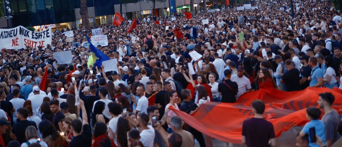 Proteste Revoluția Flamingo Tirana/ EuroNatur