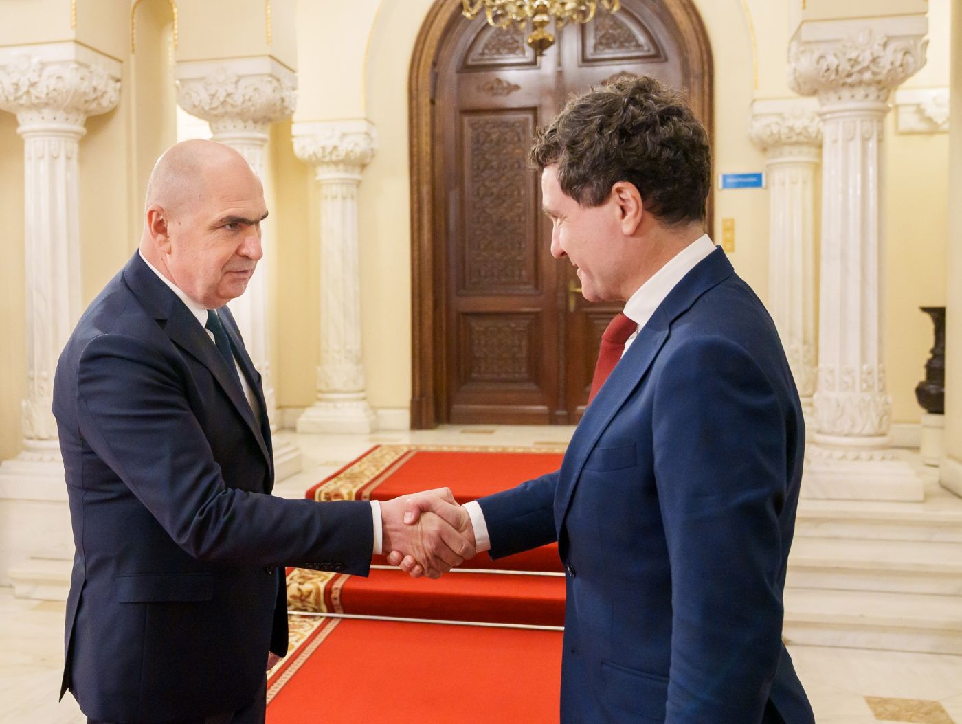Ilie Bolojan și Nicușor Dan. Mai 2025, preluarea mandatului de președinte al României. Foto: Administrația Prezidențială
