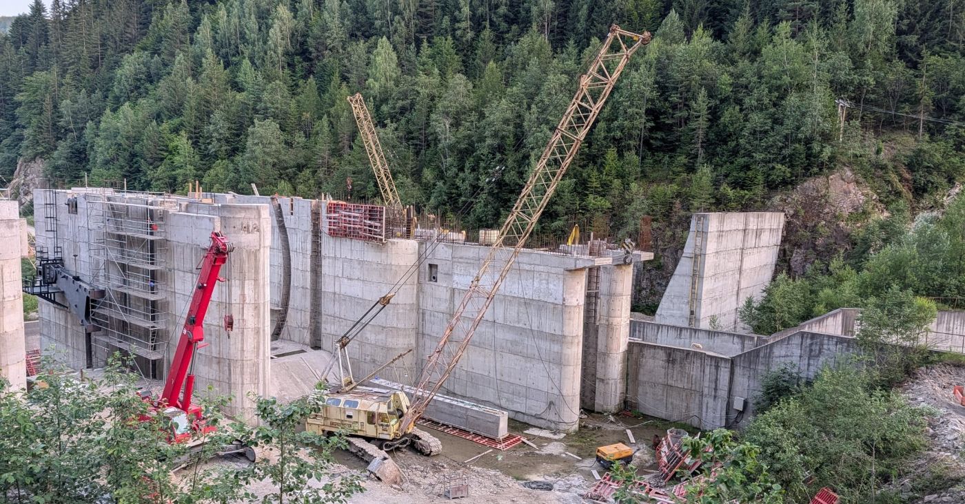 Stăvilarul de pe Bâsca Mare, proiectul Surduc Siriu, din spate
