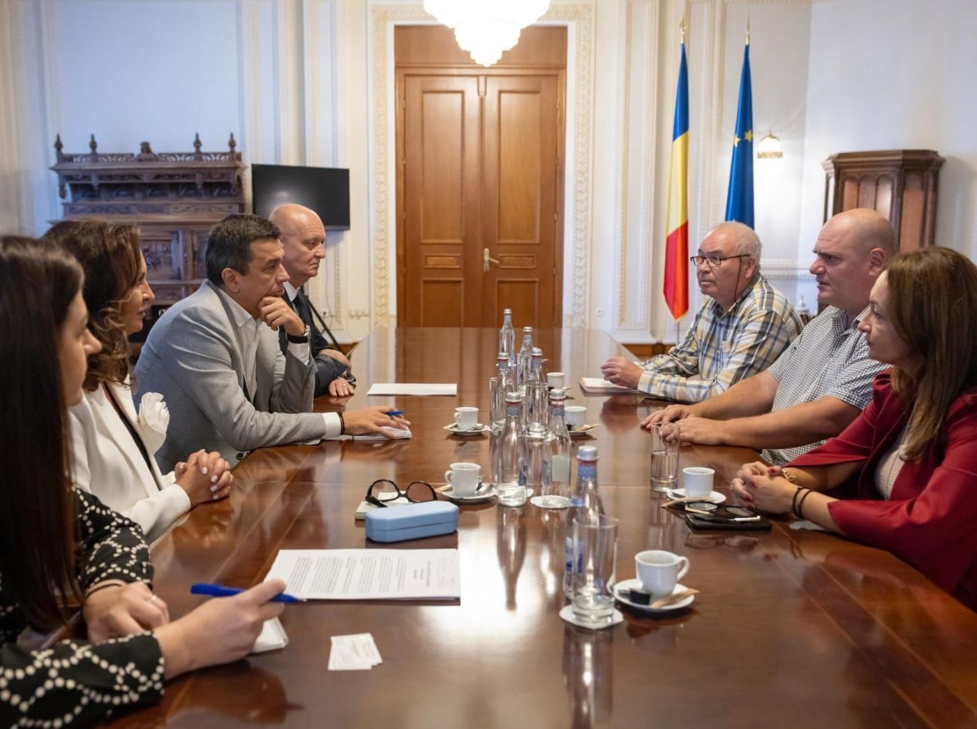 Sorin Grindeanu, Natalia Intotero, Ilie Toma, întâlnire la Rovina cu directorii Euro Sun Mining