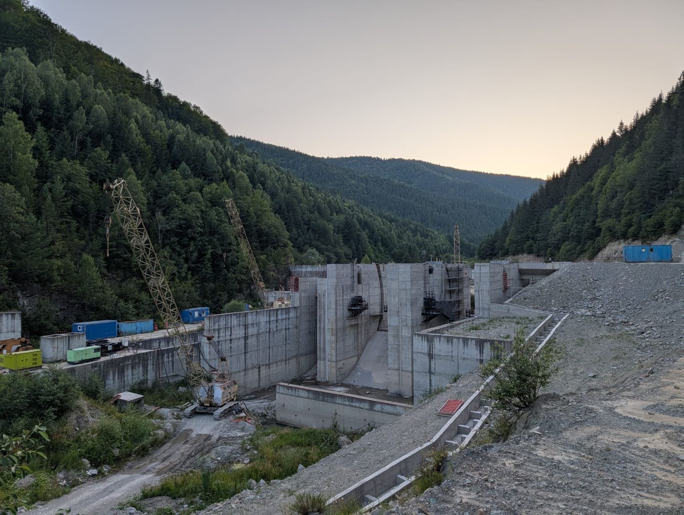 Stăvilarul de la Surduc, de pe Bâsca Mare. Foto: MIhai Goțiu